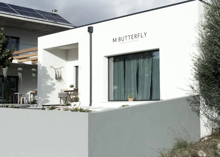 アパート M Butterfly *