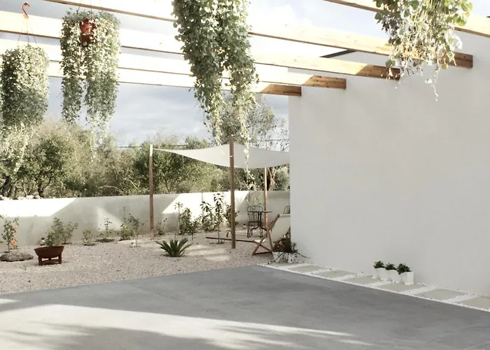 M Butterfly アパート Alvorge