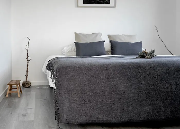 M Butterfly * Alvorge